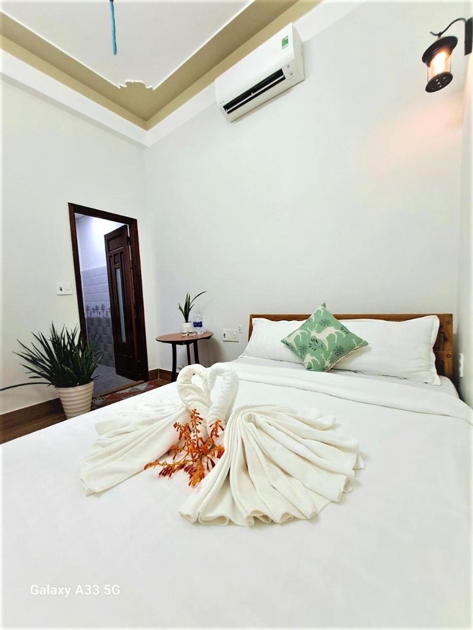 Cong Man Homestay Cham Island Хойан Экстерьер фото